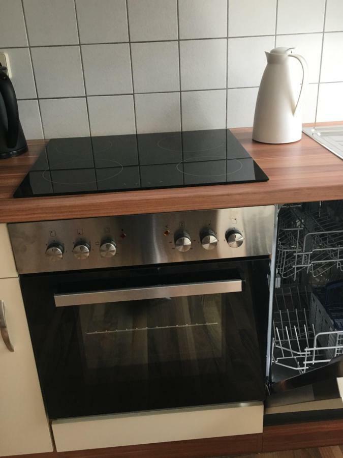 Gemuetliche Ferienwohnung Im Erdgeschoss- Jenaer Strasse Erfurt Eksteriør billede