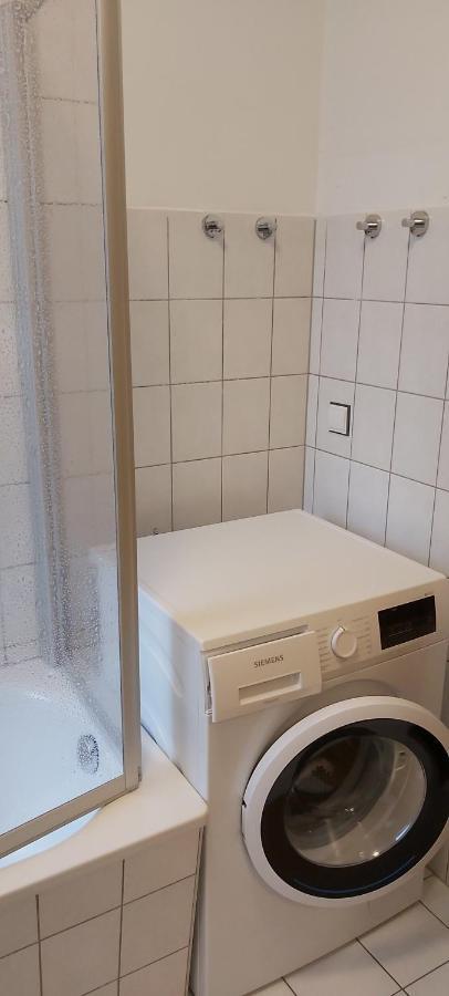 Gemuetliche Ferienwohnung Im Erdgeschoss- Jenaer Strasse Erfurt Eksteriør billede